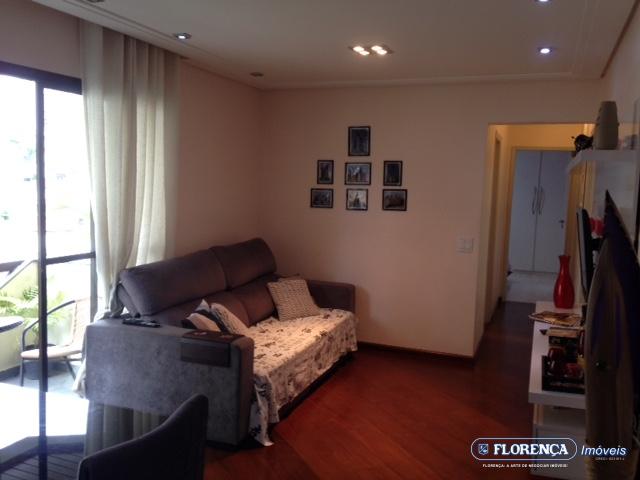 Apartamento na V. Regente Feijó
