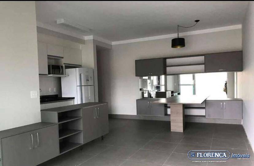 Apartamento com varanda gourmet, vista para shopping Anália Franco.