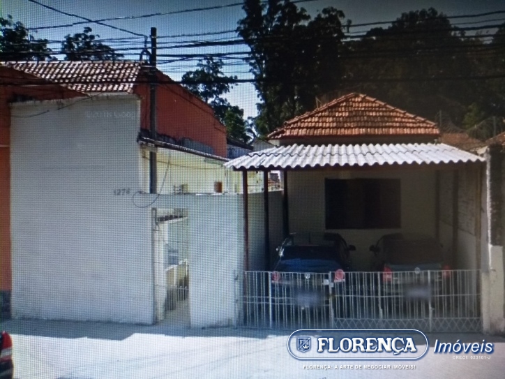 CASA ANTIGA - OTIMO TERRENO